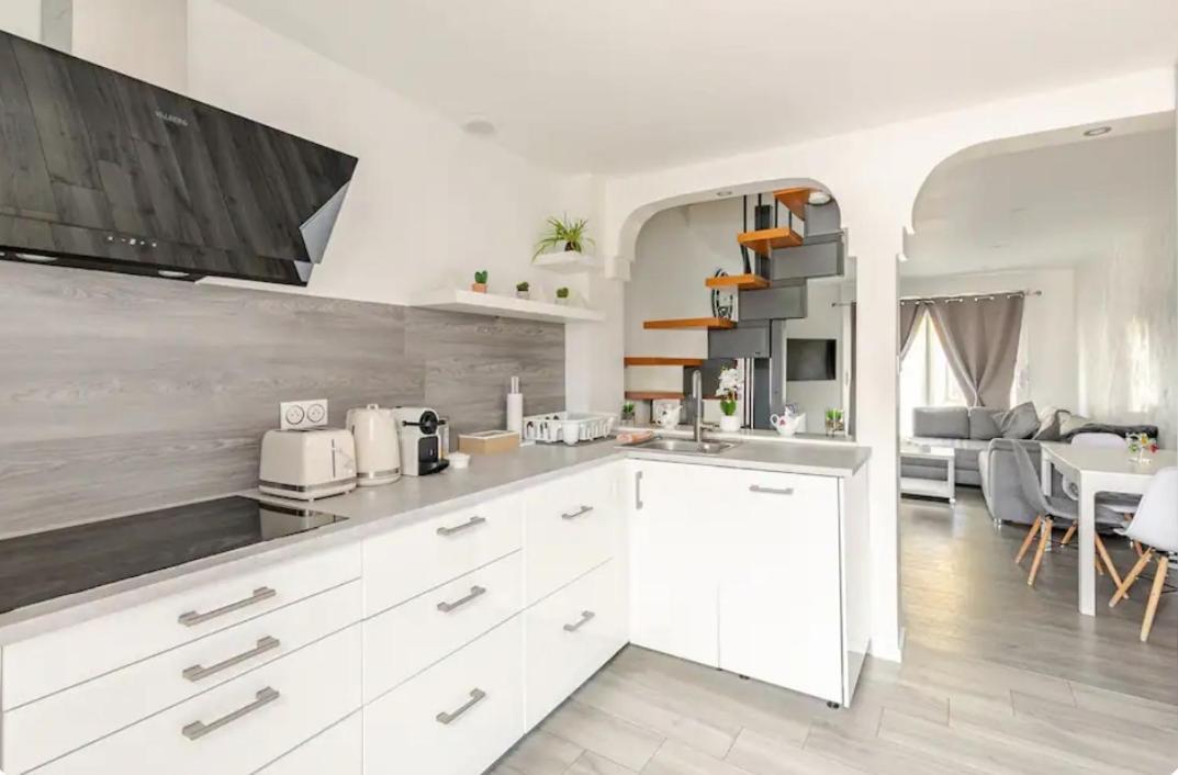Maisonnette Avec Terrasse Strasbourg Ngoại thất bức ảnh